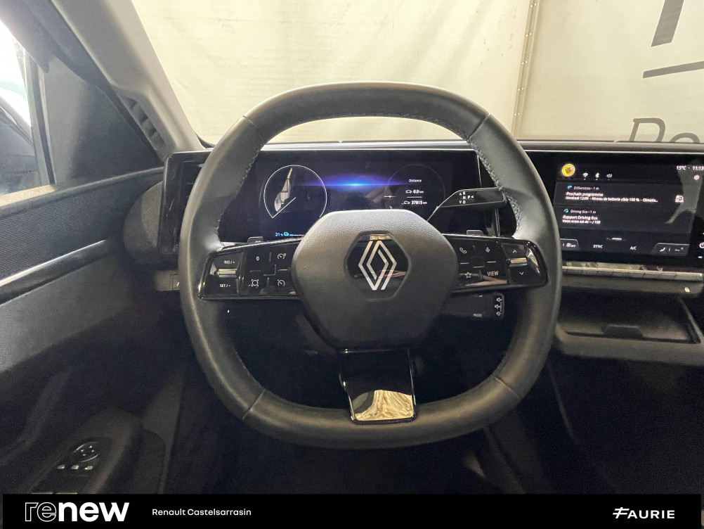 Acheter Renault Megane E-Tech Megane E-Tech EV40 130ch standard charge Equilibre 5p occasion dans les concessions du Groupe Faurie