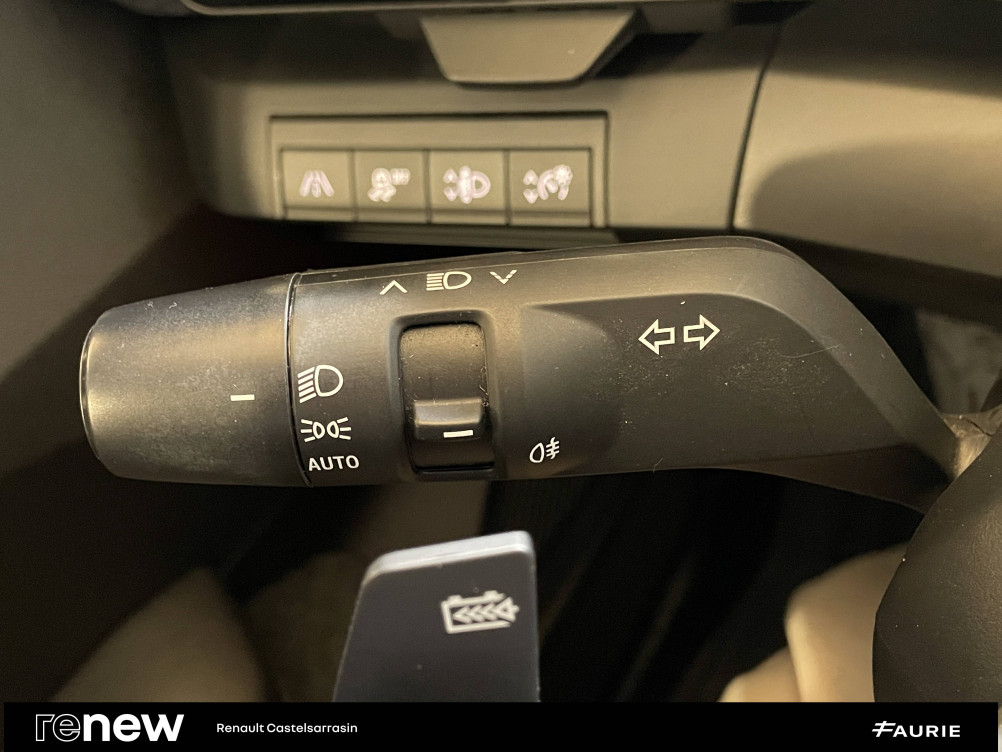 Acheter Renault Megane E-Tech Megane E-Tech EV40 130ch standard charge Equilibre 5p occasion dans les concessions du Groupe Faurie