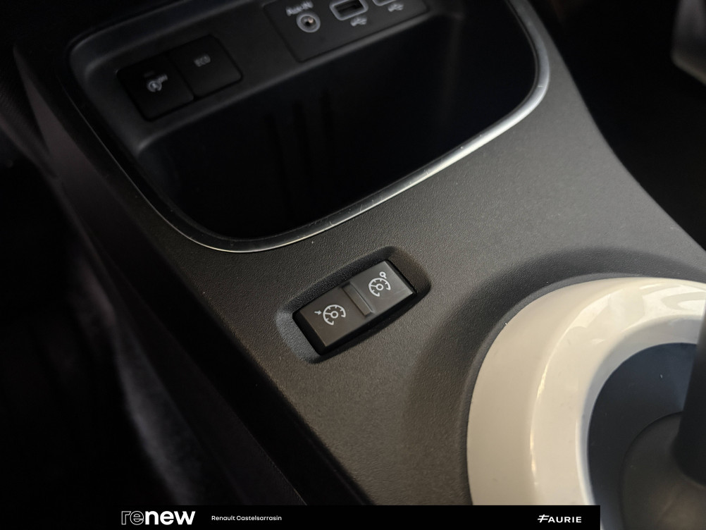 Acheter Renault Twingo 3 Twingo III TCe 95 EDC Intens 5p occasion dans les concessions du Groupe Faurie