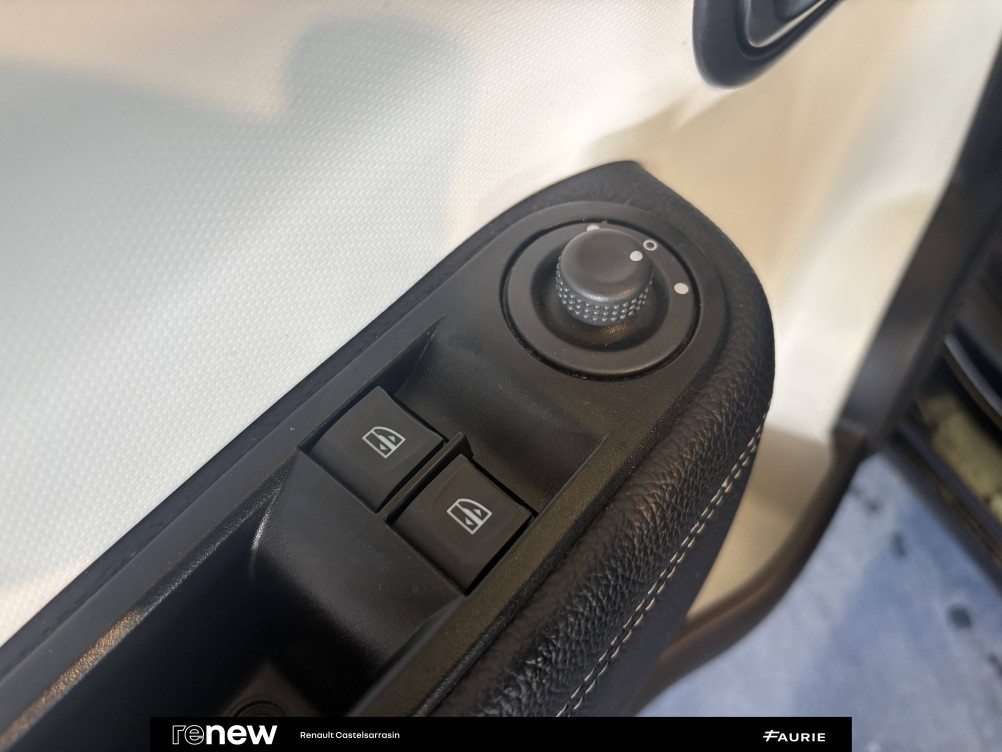 Acheter Renault Twingo 3 Twingo III TCe 95 EDC Intens 5p occasion dans les concessions du Groupe Faurie