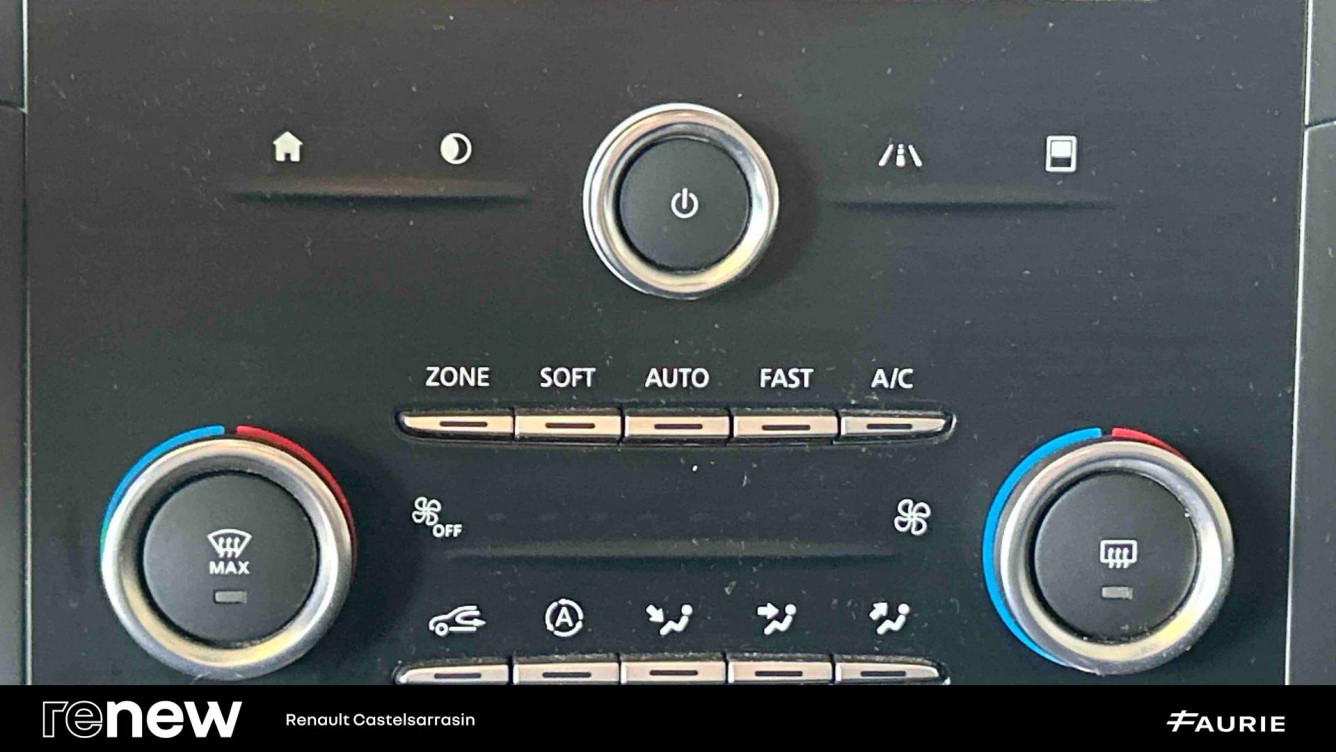 Acheter Renault Megane 4 Mégane IV Berline Blue dCi 115 EDC Business 5p occasion dans les concessions du Groupe Faurie