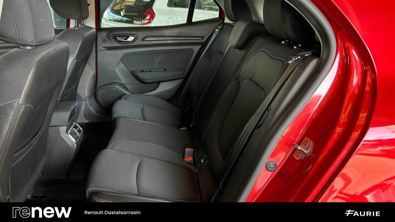 Acheter Renault Megane 4 Mégane IV Berline Blue dCi 115 EDC Business 5p occasion dans les concessions du Groupe Faurie