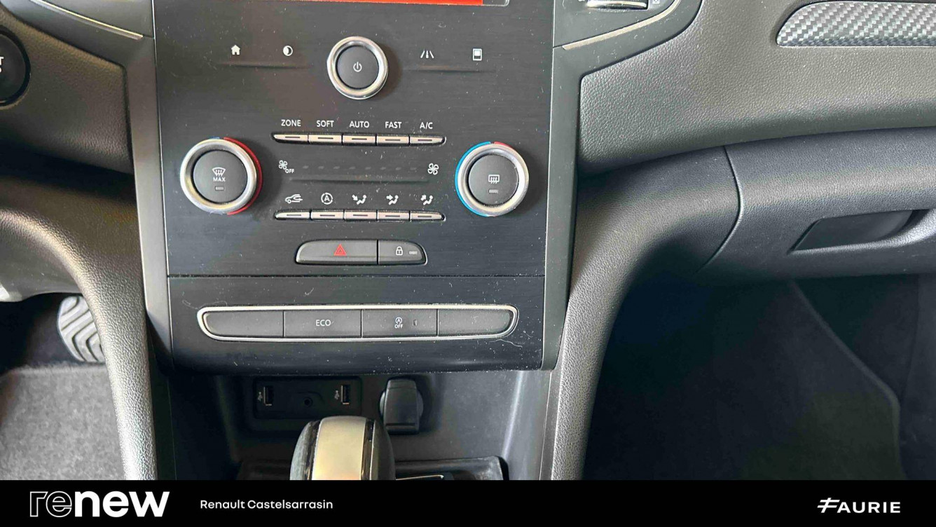 Acheter Renault Megane 4 Mégane IV Berline Blue dCi 115 EDC Business 5p occasion dans les concessions du Groupe Faurie