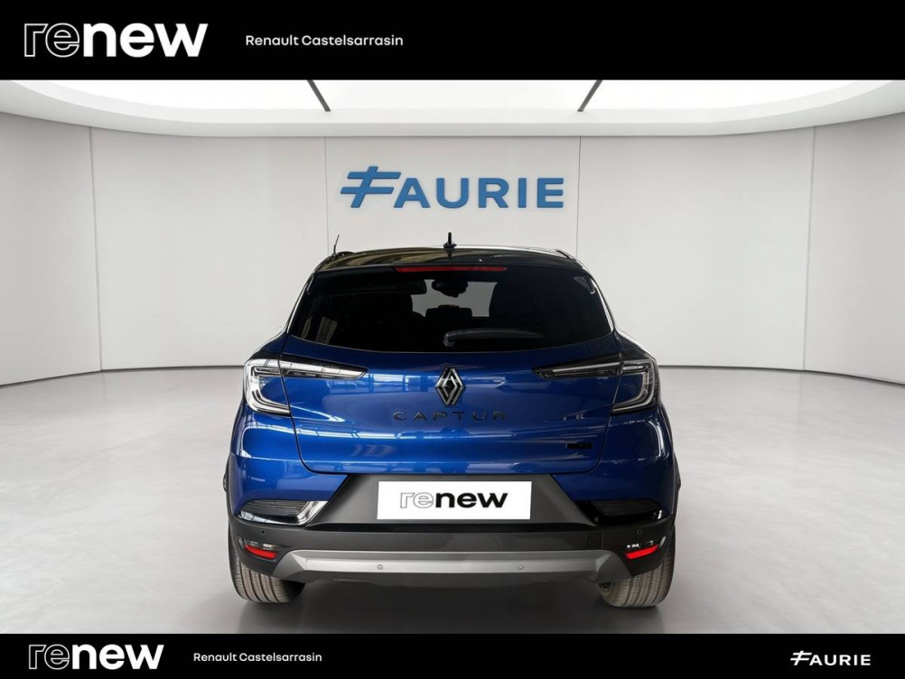 Acheter Renault Captur 2 Captur E-Tech full hybrid 145 ch esprit Alpine 5p occasion dans les concessions du Groupe Faurie
