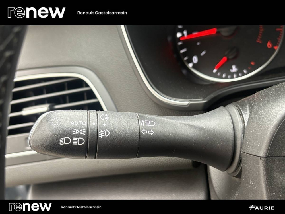 Acheter Renault Megane 4 Mégane IV Berline Blue dCi 115 - 21B Business 5p occasion dans les concessions du Groupe Faurie