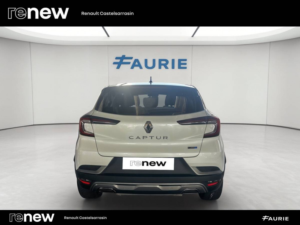 Acheter Renault Captur 2 Captur E-Tech Plug-in 160 - 21 R.S. Line 5p occasion dans les concessions du Groupe Faurie