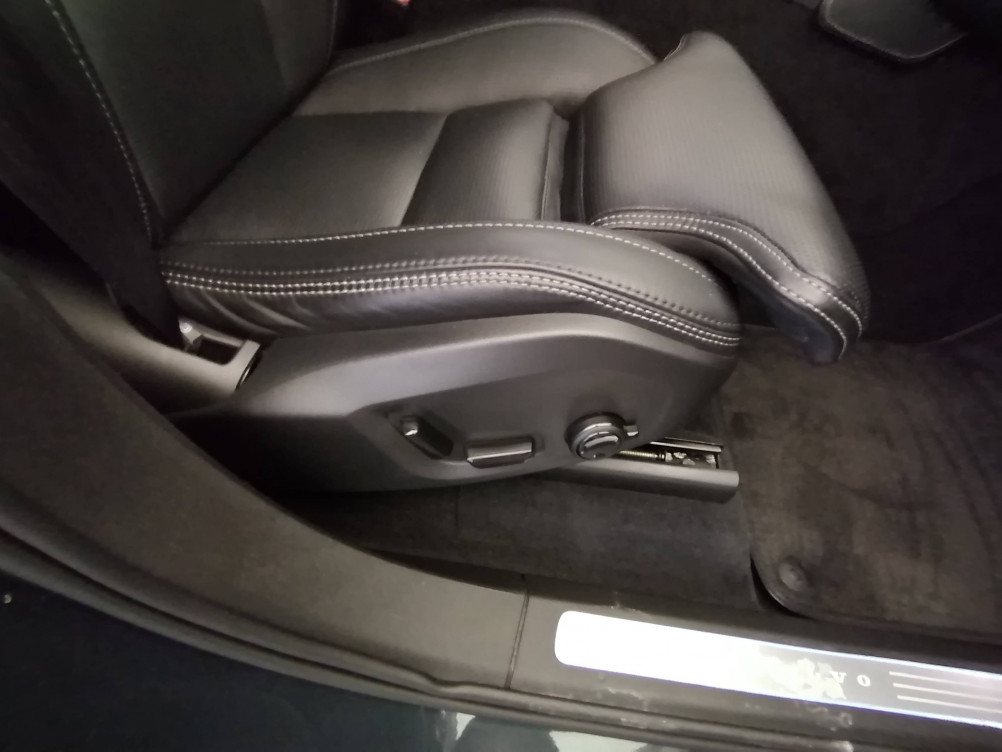 Acheter Volvo XC90 XC90 D5 AWD AdBlue 235 ch Geartronic 7pl Inscription Luxe 5p occasion dans les concessions du Groupe Faurie