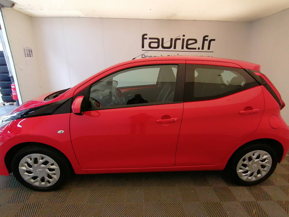 Acheter Toyota Aygo Aygo 1.0 VVT-i x-play 3p occasion dans les concessions du Groupe Faurie
