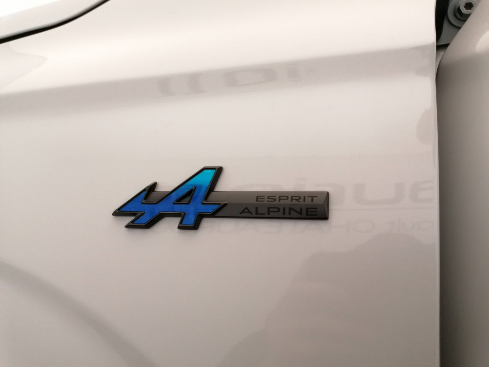 Acheter Renault Espace 6 Espace E-Tech hybrid 200 esprit Alpine 5p occasion dans les concessions du Groupe Faurie