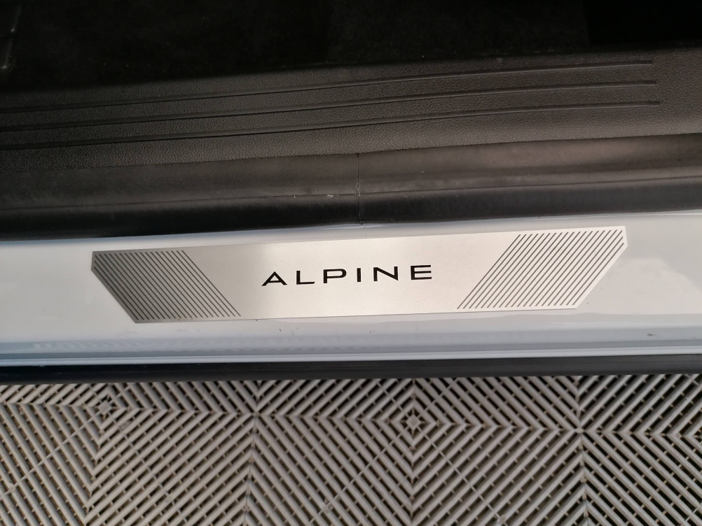 Acheter Renault Espace 6 Espace E-Tech hybrid 200 esprit Alpine 5p occasion dans les concessions du Groupe Faurie