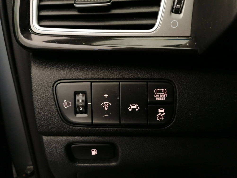 Acheter Kia Niro Niro 1.6 GDi Hybride 141 ch DCT6 Design 5p occasion dans les concessions du Groupe Faurie