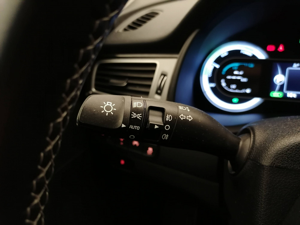 Acheter Kia Niro Niro 1.6 GDi Hybride 141 ch DCT6 Design 5p occasion dans les concessions du Groupe Faurie