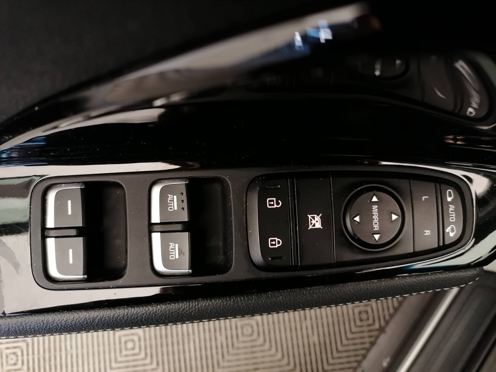 Acheter Kia Niro Niro 1.6 GDi Hybride 141 ch DCT6 Design 5p occasion dans les concessions du Groupe Faurie