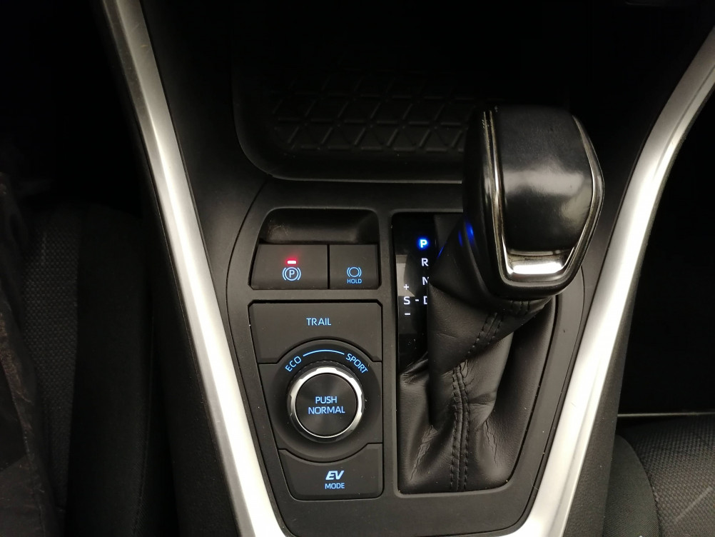 Acheter Toyota RAV4 5 RAV4 Hybride Pro 222 ch AWD-i Dynamic Business 5p occasion dans les concessions du Groupe Faurie