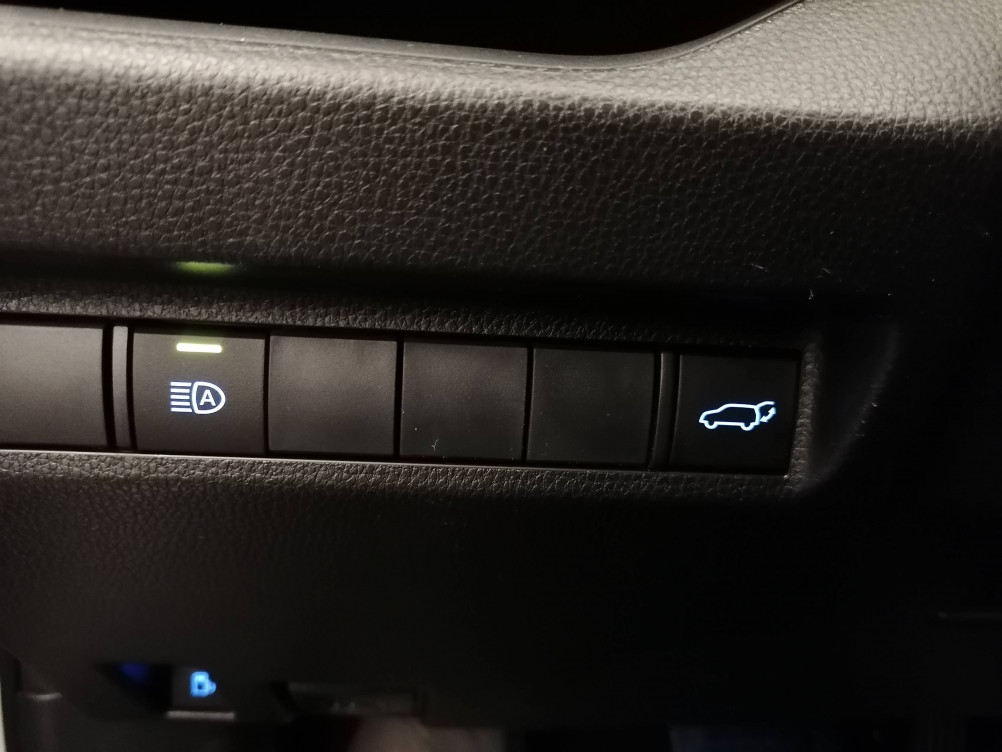 Acheter Toyota RAV4 5 RAV4 Hybride Pro 222 ch AWD-i Dynamic Business 5p occasion dans les concessions du Groupe Faurie