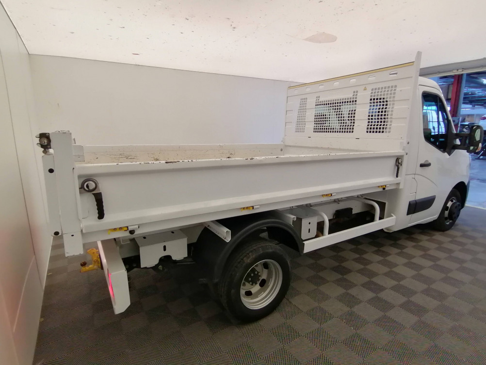 Acheter Renault Master 3 Fourgon MASTER CC PROP RJ3500 PAF AR COURT L2 DCI 130 CONFORT 2p occasion dans les concessions du Groupe Faurie