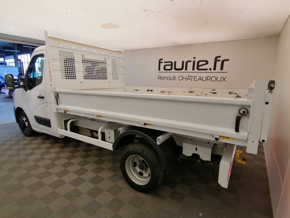 Acheter Renault Master 3 Fourgon MASTER CC PROP RJ3500 PAF AR COURT L2 DCI 130 CONFORT 2p occasion dans les concessions du Groupe Faurie