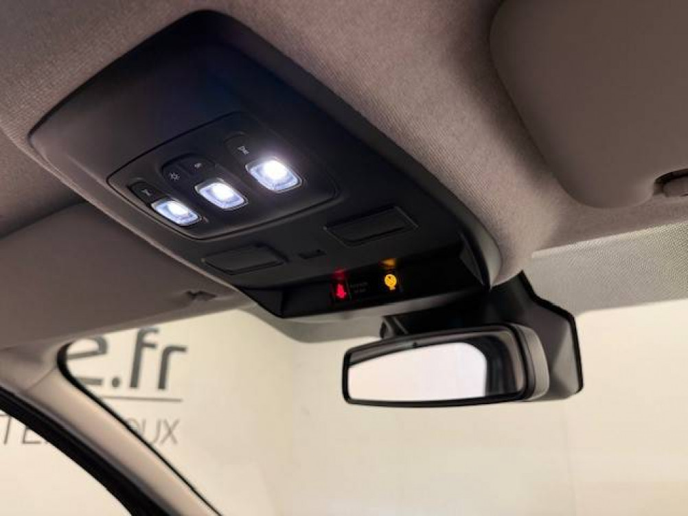 Acheter Renault Trafic 3 TRAFIC CA L1H1 3000 KG BLUE DCI 150 GRAND CONFORT 4p occasion dans les concessions du Groupe Faurie