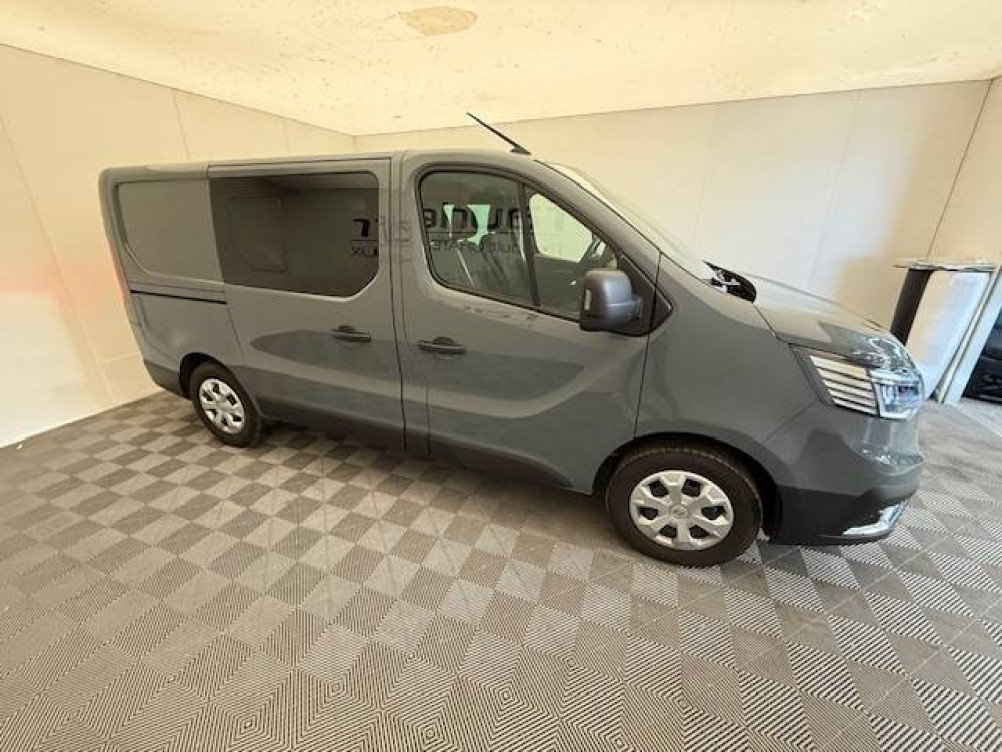 Acheter Renault Trafic 3 TRAFIC CA L1H1 3000 KG BLUE DCI 150 GRAND CONFORT 4p occasion dans les concessions du Groupe Faurie