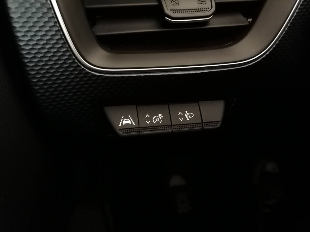 Acheter Renault Arkana Arkana TCe 140 EDC - 22 Evolution 5p occasion dans les concessions du Groupe Faurie