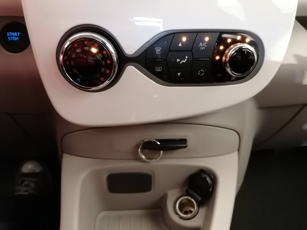 Acheter Renault Zoe Zoe Life Gamme 2017 5p occasion dans les concessions du Groupe Faurie