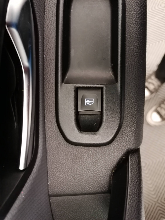 Acheter Renault Express 2 EXPRESS VAN BLUE DCI 95 - 22 CONFORT 5p occasion dans les concessions du Groupe Faurie