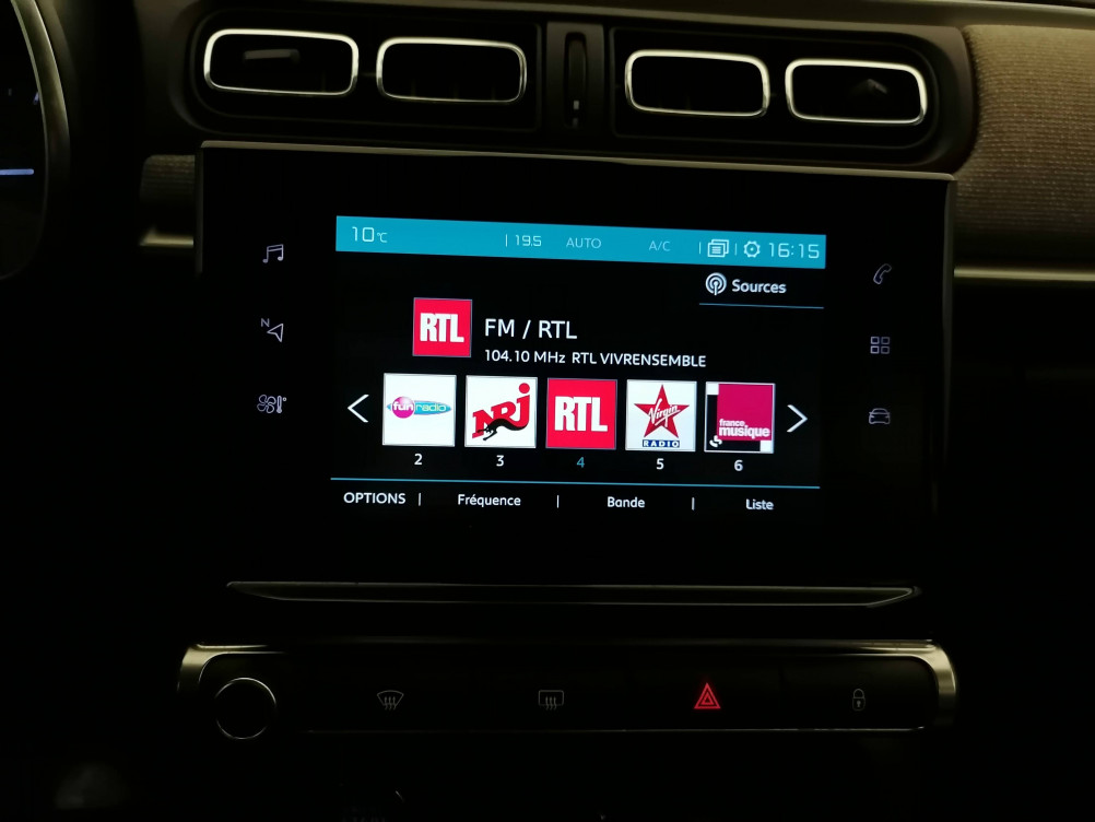 Acheter Citroën C3 C3 BlueHDi 100 S&S BVM5 Shine 5p occasion dans les concessions du Groupe Faurie