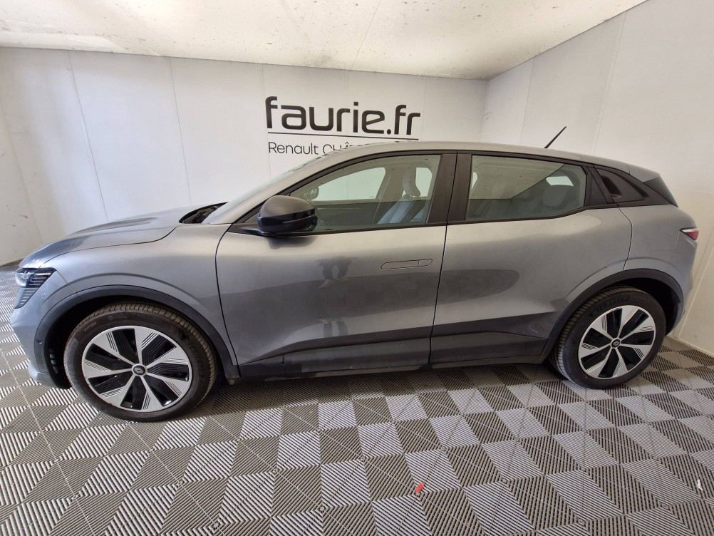 Acheter Renault Megane E-Tech Megane E-Tech EV60 130ch super charge Evolution ER 5p occasion dans les concessions du Groupe Faurie