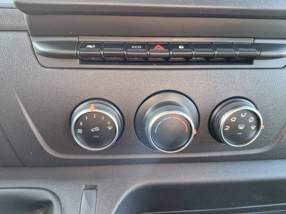 Acheter Renault Master 3 MASTER CC PROP RJ3500 PAF AR COURT L2 DCI 130 CONFORT 2p occasion dans les concessions du Groupe Faurie