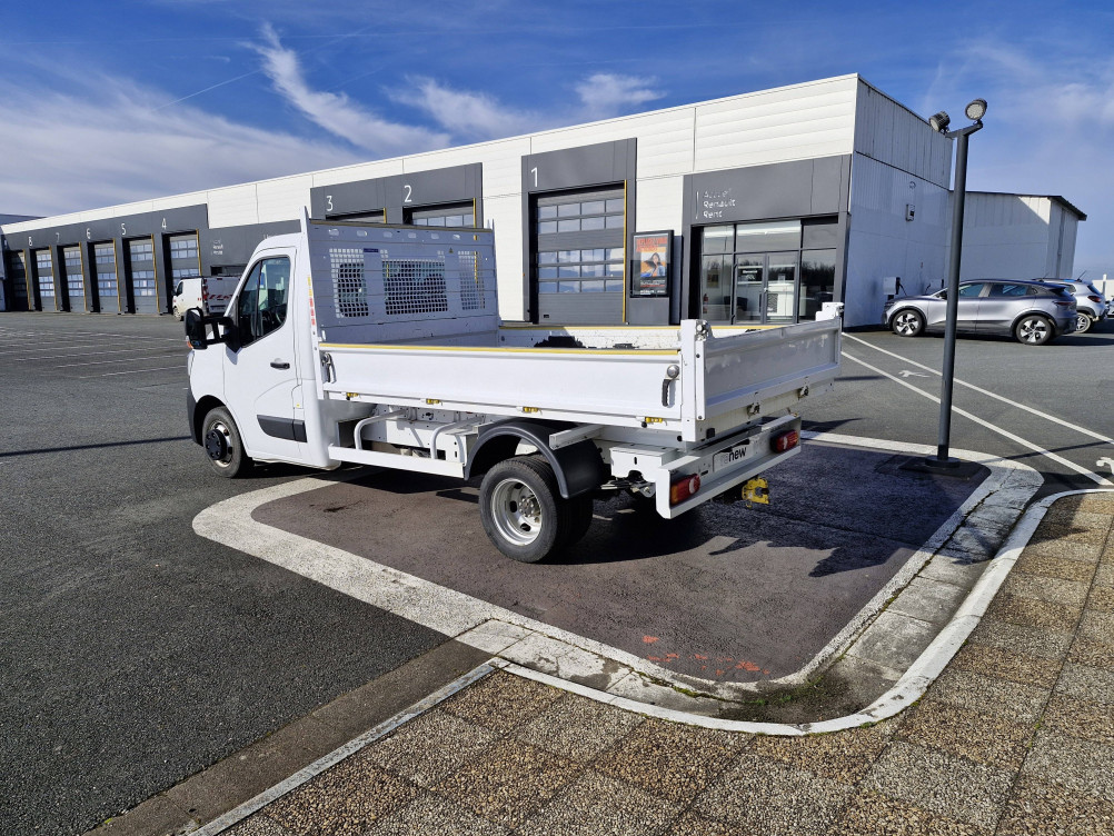 Acheter Renault Master 3 MASTER CC PROP RJ3500 PAF AR COURT L2 DCI 130 CONFORT 2p occasion dans les concessions du Groupe Faurie