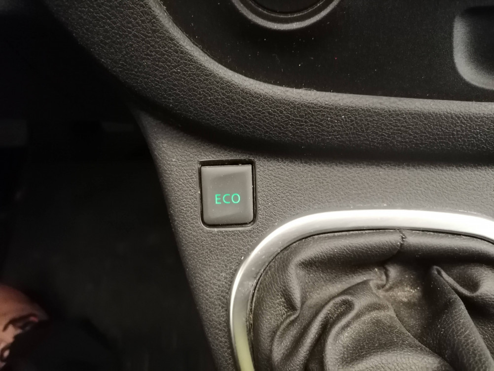 Acheter Renault Trafic 3 TRAFIC FGN L1H1 1000 KG DCI 120 GRAND CONFORT 4p occasion dans les concessions du Groupe Faurie