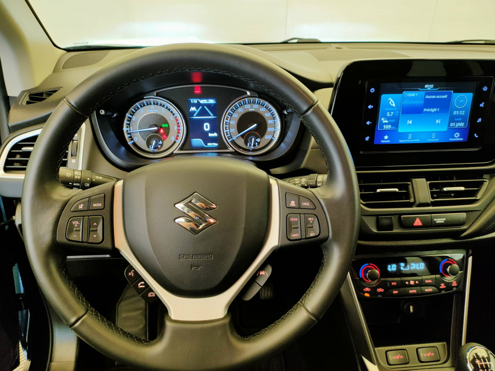 Acheter Suzuki S-Cross S-Cross 1.5 Dualjet Allgrip Hybrid Auto Pack 5p occasion dans les concessions du Groupe Faurie