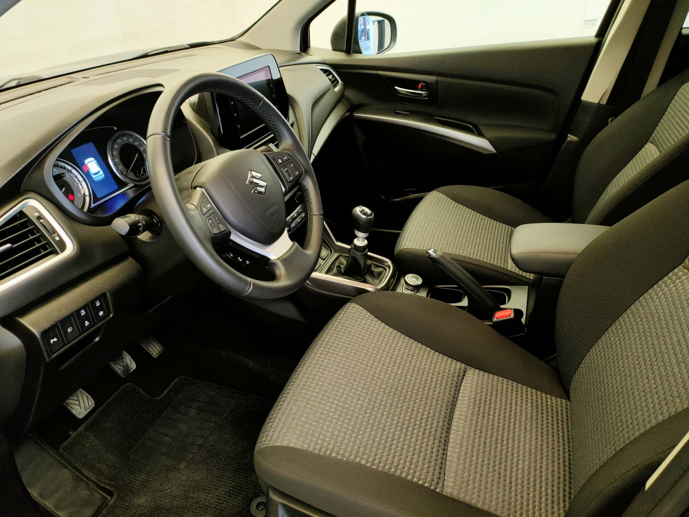 Acheter Suzuki S-Cross S-Cross 1.5 Dualjet Allgrip Hybrid Auto Pack 5p occasion dans les concessions du Groupe Faurie