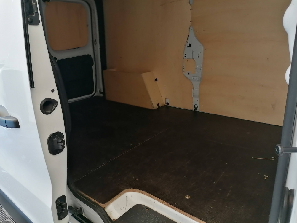 Acheter Renault Trafic 3 TRAFIC FGN L2H1 1300 KG DCI 120 GRAND CONFORT 4p occasion dans les concessions du Groupe Faurie