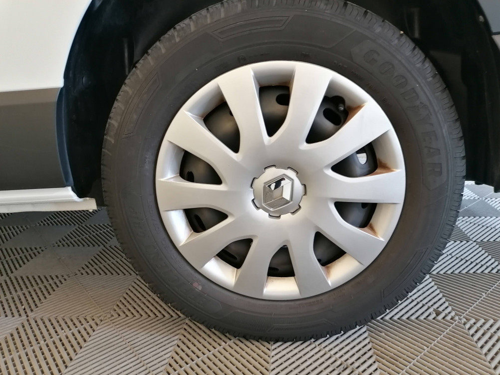 Acheter Renault Trafic 3 TRAFIC FGN L2H1 1300 KG DCI 120 GRAND CONFORT 4p occasion dans les concessions du Groupe Faurie