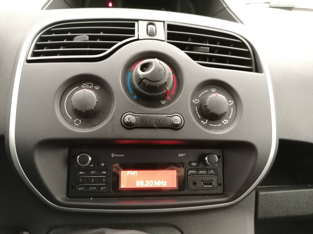 Acheter Renault Kangoo Express 2 KANGOO EXPRESS BLUE DCI 95 GRAND CONFORT 5p occasion dans les concessions du Groupe Faurie
