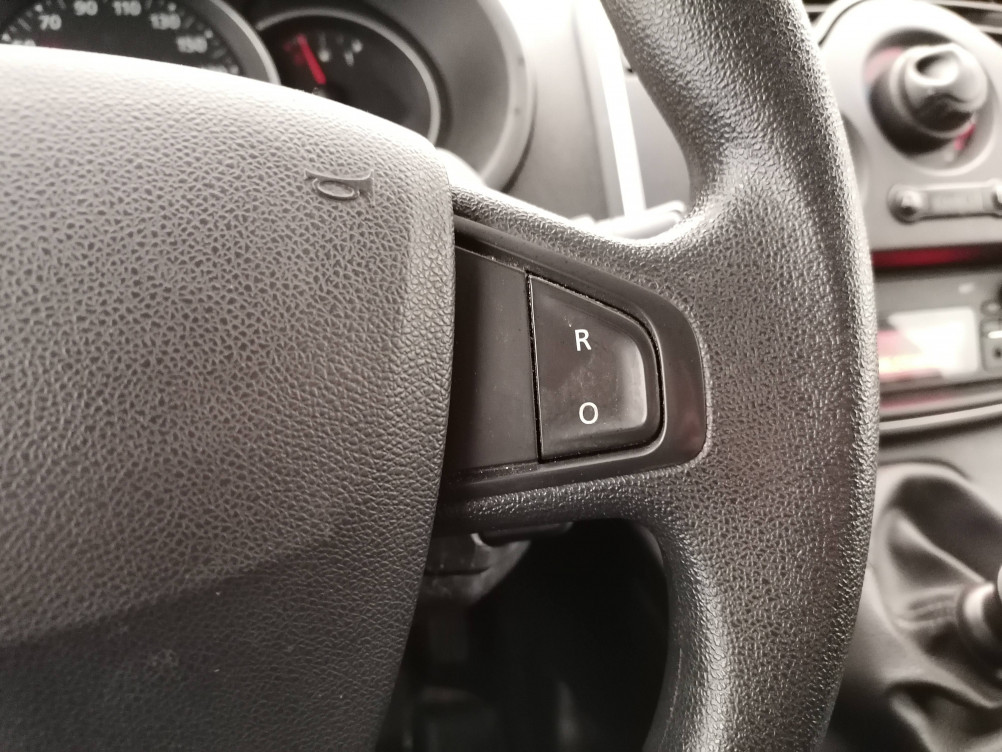 Acheter Renault Kangoo Express 2 KANGOO EXPRESS BLUE DCI 95 GRAND CONFORT 5p occasion dans les concessions du Groupe Faurie