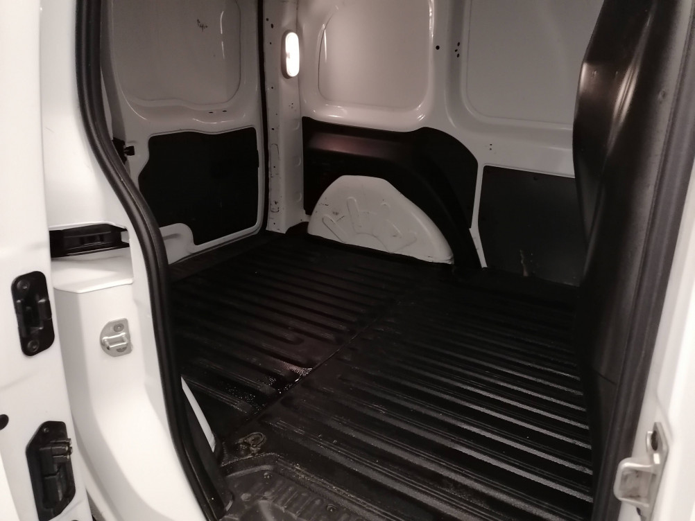 Acheter Renault Kangoo Express 2 KANGOO EXPRESS BLUE DCI 95 GRAND CONFORT 5p occasion dans les concessions du Groupe Faurie
