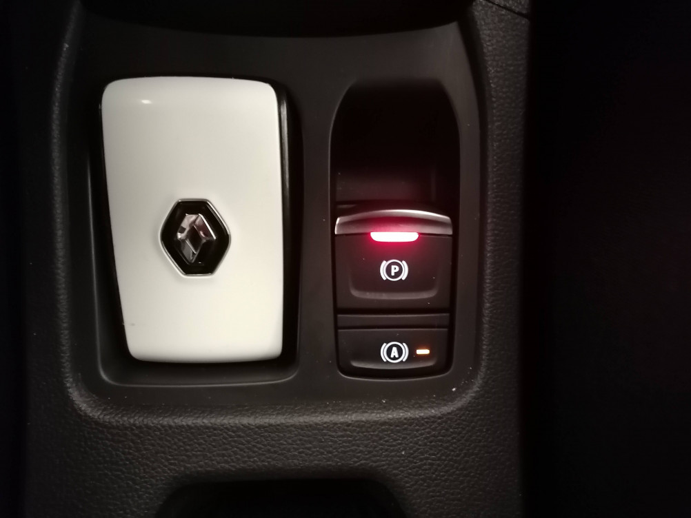 Acheter Renault Clio 5 Clio E-Tech 140 - 21N Intens 5p occasion dans les concessions du Groupe Faurie