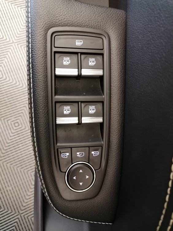 Acheter Renault Arkana Arkana E-Tech hybride 145 - 22 Engineered 5p occasion dans les concessions du Groupe Faurie