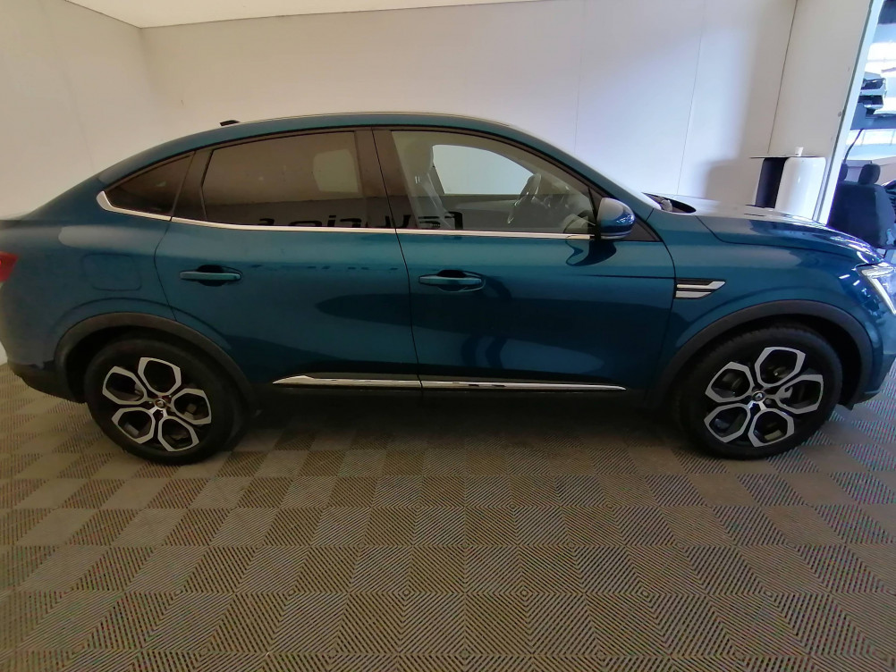 Acheter Renault Arkana Arkana E-Tech 145 Intens 5p occasion dans les concessions du Groupe Faurie