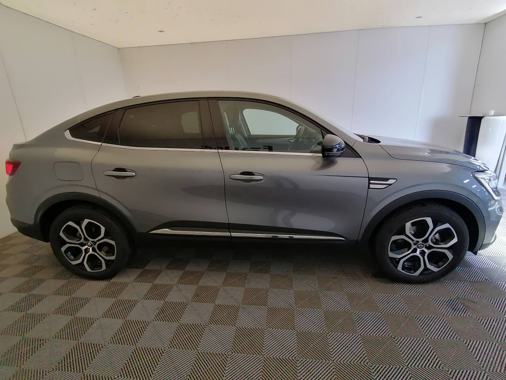 Acheter Renault Arkana Arkana E-Tech hybride 145 - 22 Techno 5p occasion dans les concessions du Groupe Faurie