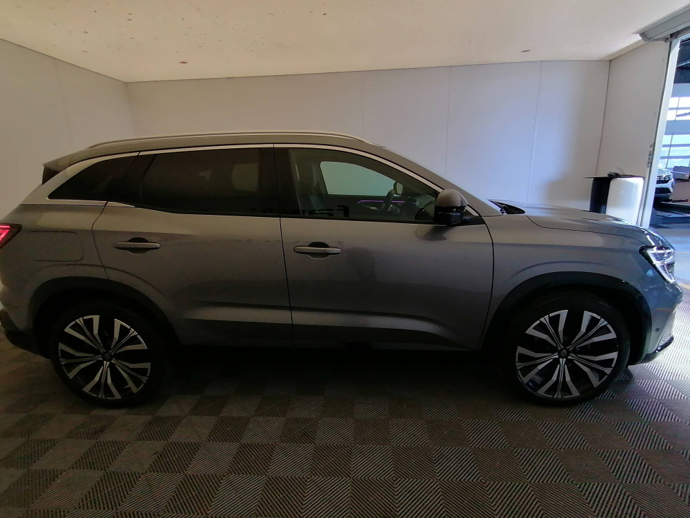 Acheter Renault Austral Austral mild hybrid 160 auto Iconic 5p occasion dans les concessions du Groupe Faurie