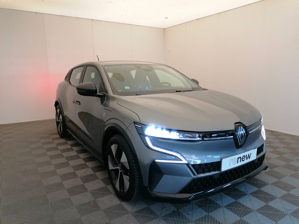 Acheter Renault Megane E-Tech Megane E-Tech EV60 220 ch super charge Equilibre 5p occasion dans les concessions du Groupe Faurie