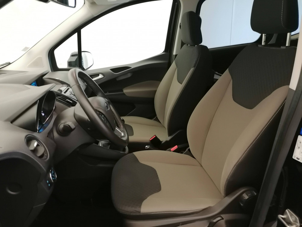 Acheter Ford Tourneo Courier Tourneo Courier 1.5 TDCi 95 Titanium 4p occasion dans les concessions du Groupe Faurie