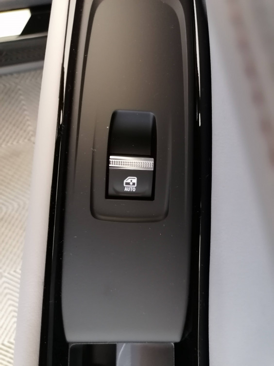 Acheter Renault Espace 6 Espace E-Tech full hybrid 200 GSR2 Iconic 5p occasion dans les concessions du Groupe Faurie