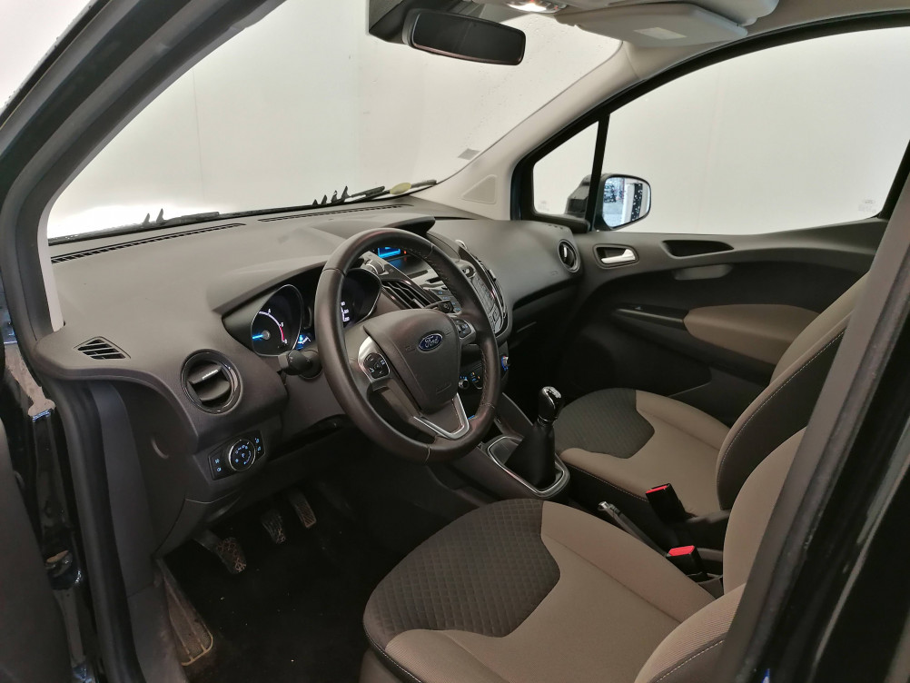 Acheter Ford Tourneo Courier Tourneo Courier 1.5 TDCi 95 Titanium 4p occasion dans les concessions du Groupe Faurie