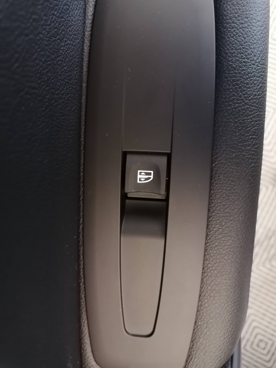 Acheter Renault Megane 4 Megane IV Estate Blue dCi 115 EDC Techno 5p occasion dans les concessions du Groupe Faurie