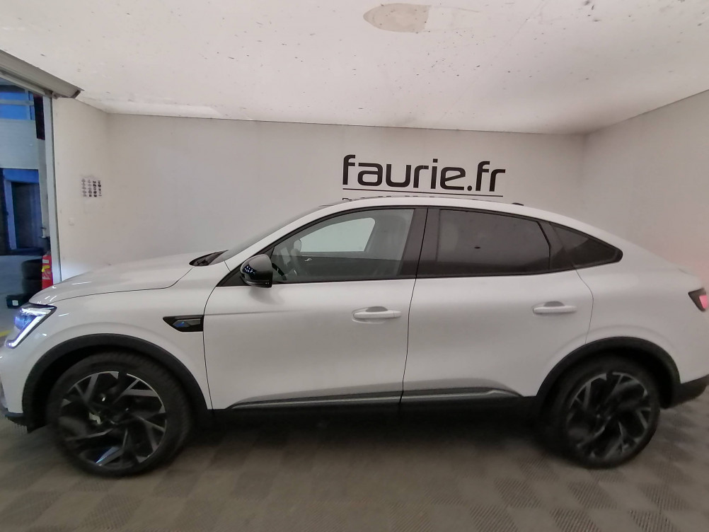Acheter Renault Arkana Arkana E-Tech 145 - 23 esprit Alpine 5p occasion dans les concessions du Groupe Faurie