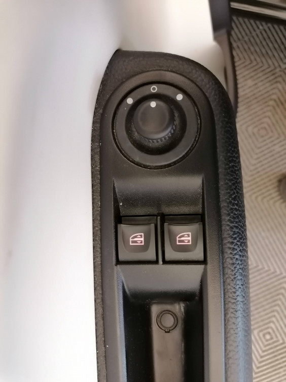 Acheter Renault Twingo 3 Twingo III TCe 95 Intens 5p occasion dans les concessions du Groupe Faurie